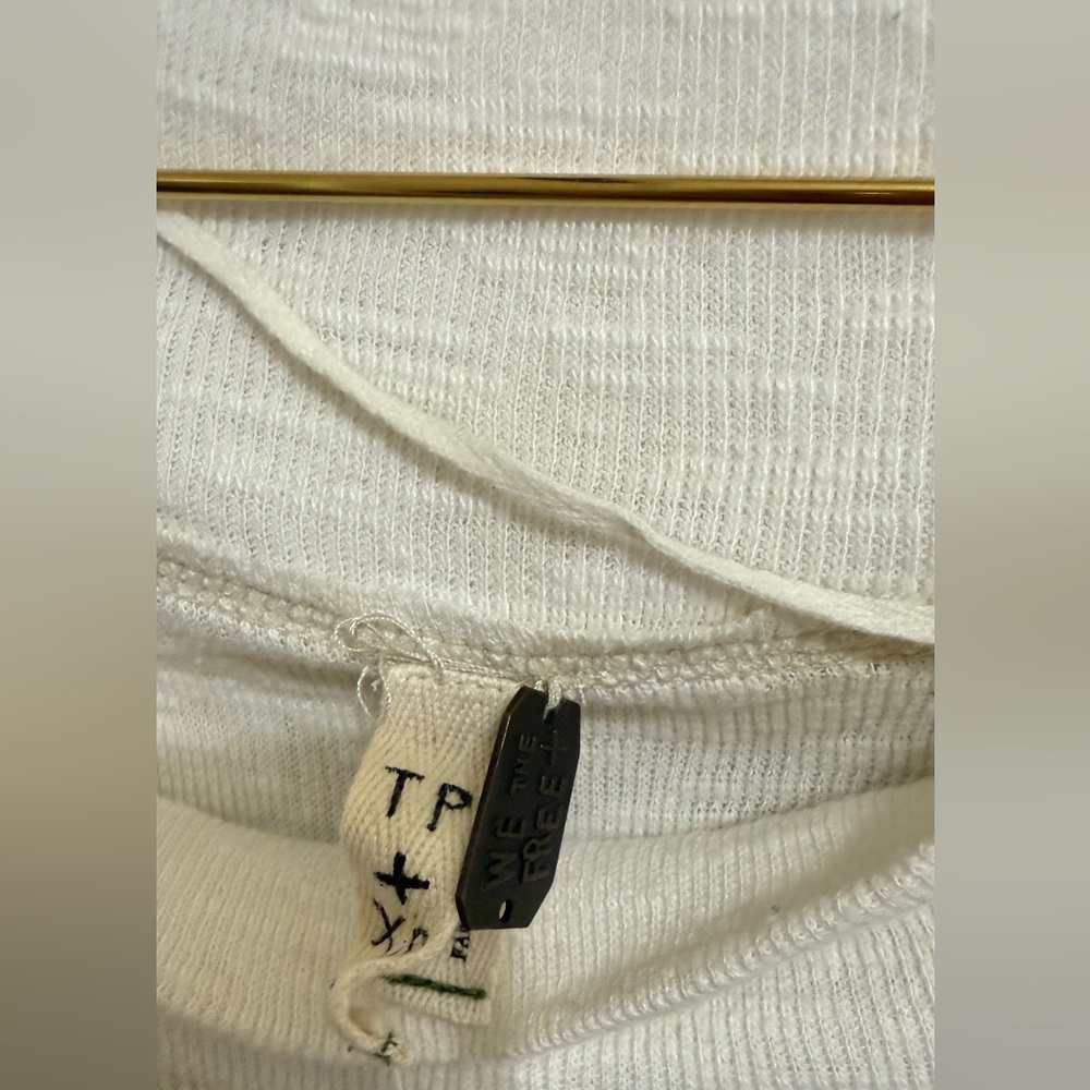 We The Free Palisades White Off-the-Shoulder Sweater Top - Picture 3 of 5